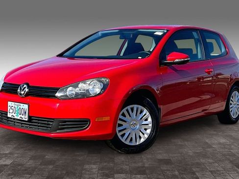 Used 2012 Volkswagen Golf 2-Door image 2