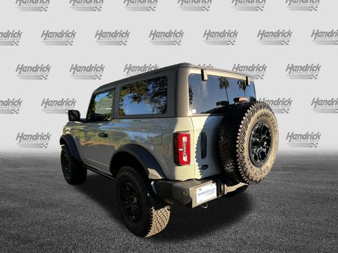 Used 2023 Ford Bronco Wildtrak image 7