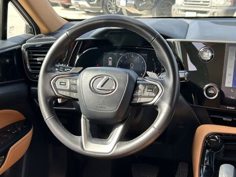 Used 2025 Lexus NX 250 AWD image 37