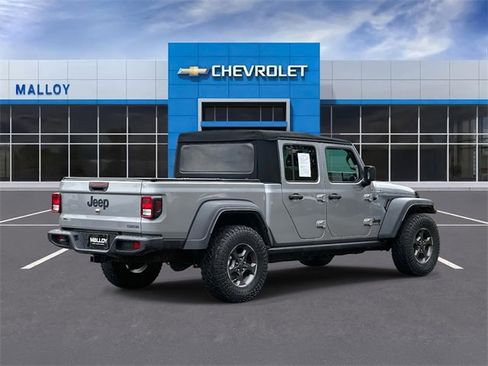 Used 2020 Jeep Gladiator Sport w/ Quick Order Package 24S image 2