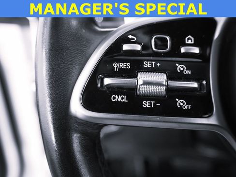 Certified 2019 Mercedes-Benz E 300 4MATIC image 10