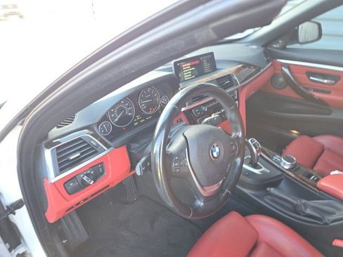 Used 2019 BMW 440i Convertible w/ Convenience Package image 9