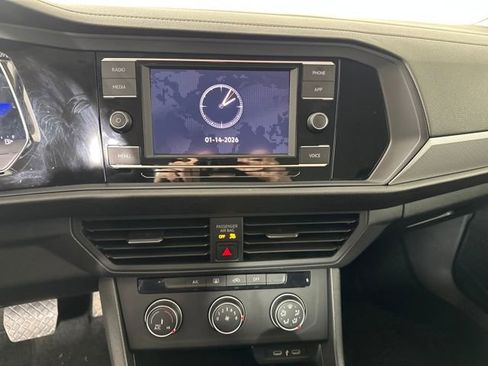 Used 2023 Volkswagen Jetta S image 21