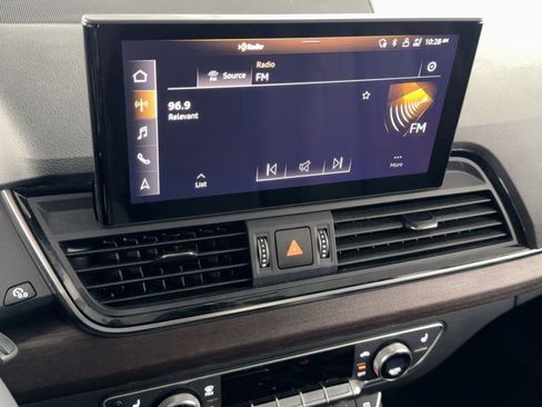 Used 2022 Audi Q5 2.0T Premium Plus image 23