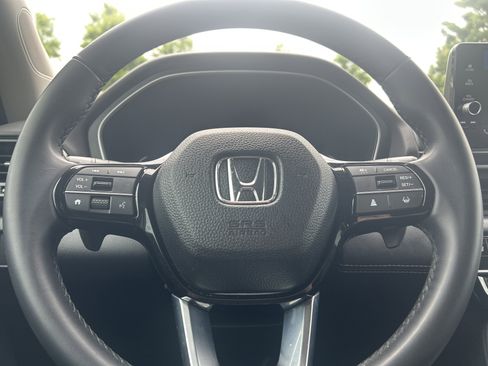 Used 2024 Honda Pilot EX-L image 17