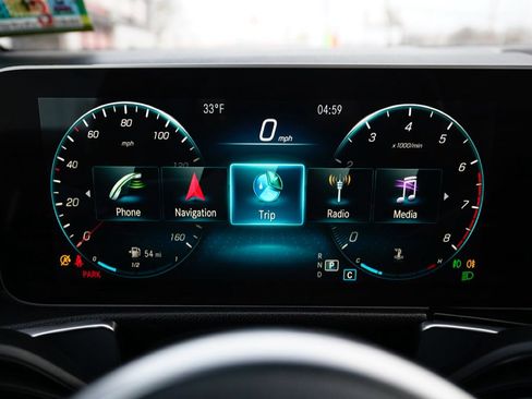 Used 2020 Mercedes-Benz GLB 250 4MATIC image 52