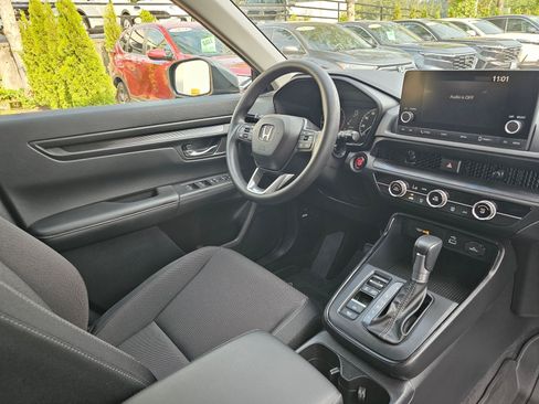 Certified 2025 Honda CR-V LX image 10