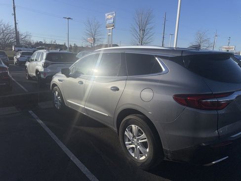 Used 2019 Buick Enclave Preferred image 7
