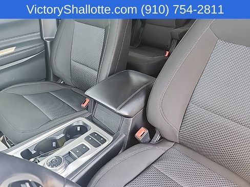 Used 2023 Ford Explorer XLT RWD image 21