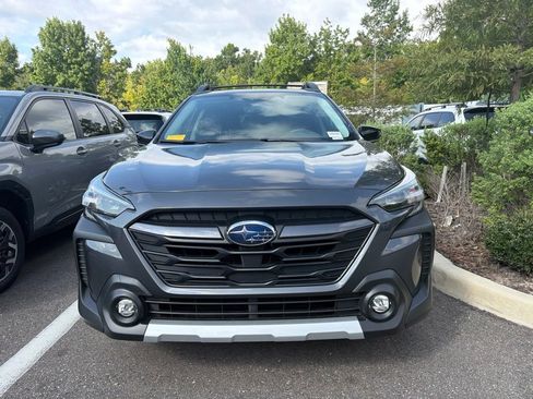 Used 2024 Subaru Outback Limited AWD/4WD image 2