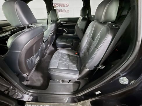 Used 2025 Kia Telluride EX X-Line AWD/4WD image 30