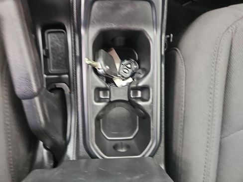 Used 2021 Jeep Gladiator Sport AWD/4WD image 37
