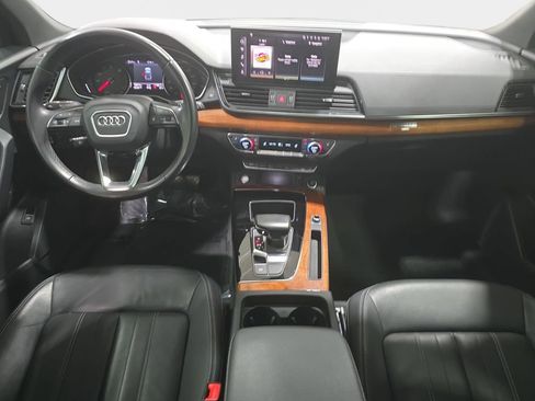 Used 2023 Audi Q5 2.0T Premium w/ Convenience Package AWD/4WD image 10