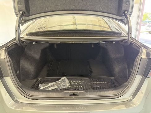 Certified 2025 Nissan Altima 2.5 SV FWD image 15