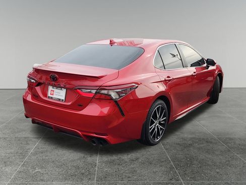 Certified 2024 Toyota Camry SE image 7