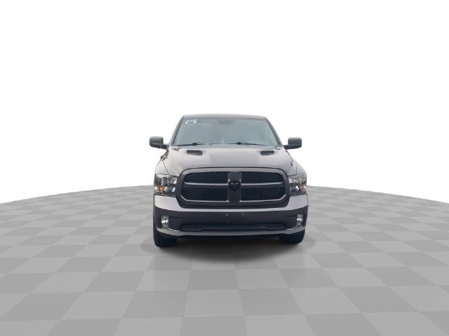 Used 2019 RAM 1500 Express w/ Wheel & Sound Group AWD/4WD image 3