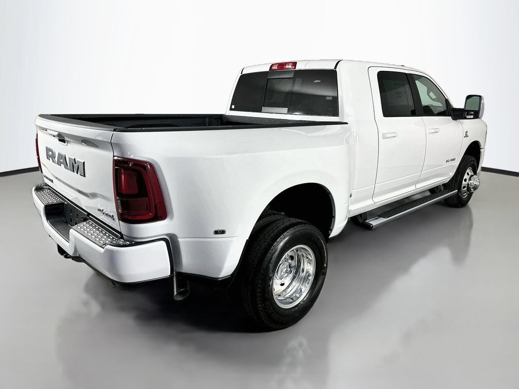New 2026 RAM 3500 Laramie AWD/4WD image 7