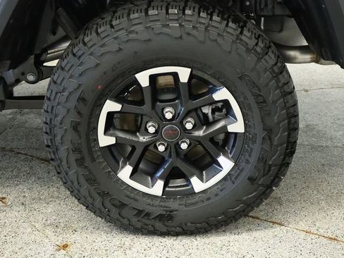 New 2026 Jeep Gladiator Rubicon AWD/4WD image 16