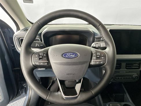 New 2025 Ford Maverick Lariat w/ Black Appearance Package image 12