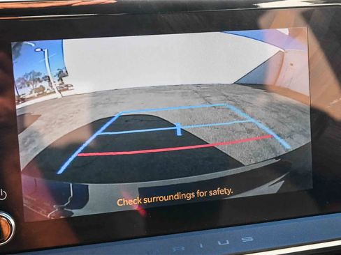 Used 2024 Toyota Prius Prime SE image 22