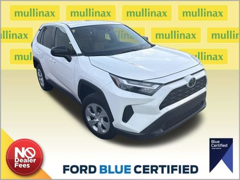 Used 2025 Toyota RAV4 LE FWD image 1
