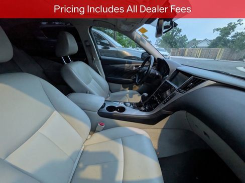 Used 2017 INFINITI Q50 3.0t Premium w/ Cargo Package (L95) RWD image 9