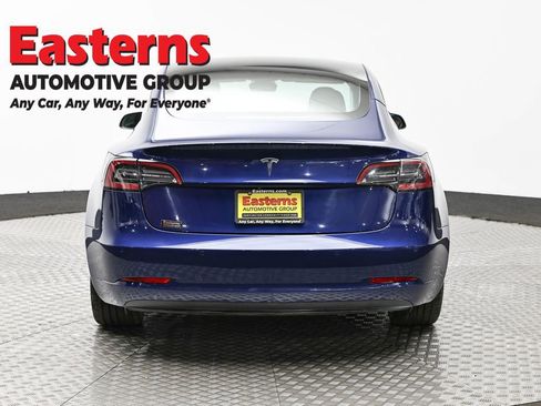 Used 2022 Tesla Model 3 Standard Range RWD image 6