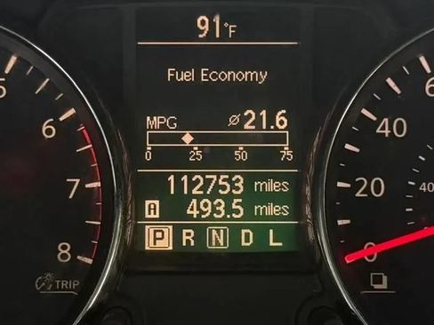 Used 2015 Nissan Rogue S w/ Convenience Package FWD image 11