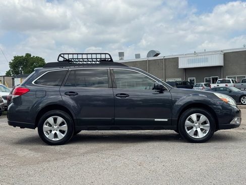 Used 2010 Subaru Outback 3.6R Limited AWD/4WD image 8