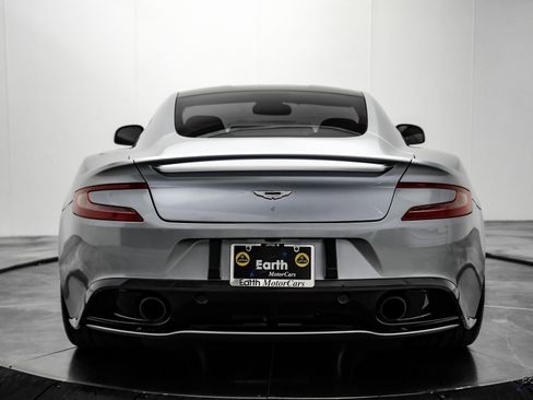 Used 2014 Aston Martin Vanquish Coupe image 10