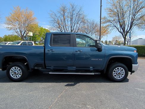 Certified 2025 Chevrolet Silverado 2500 LT w/ Convenience Package AWD/4WD image 10