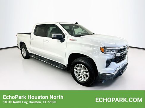 Used 2025 Chevrolet Silverado 1500 LT AWD/4WD image 1
