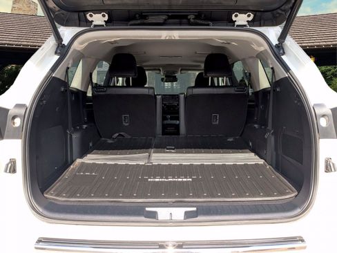 Used 2021 Toyota Highlander Limited FWD image 21