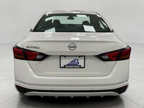 Certified 2025 Nissan Altima 2.5 SV FWD image 33