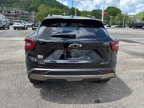New 2026 Chevrolet Trax ACTIV w/ Driver Confidence Package FWD image 4