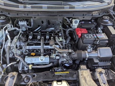 Used 2024 Nissan Kicks SV FWD image 30
