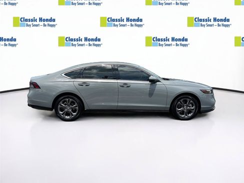 Used 2024 Honda Accord EX-L image 9