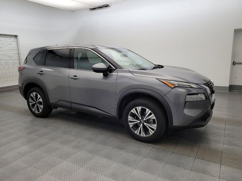 Used 2021 Nissan Rogue SV FWD image 11