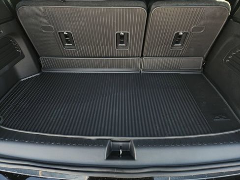 New 2026 Chevrolet Traverse RS w/ LPO, Floor Liner Package image 22