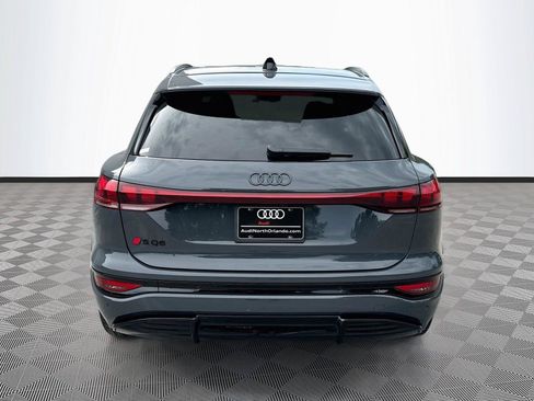 Certified 2025 Audi SQ6 e-tron Prestige AWD/4WD image 6
