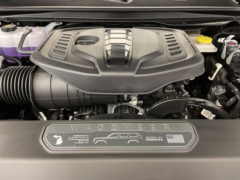 New 2025 Jeep Wagoneer Series III w/ Quick Order Package 25C Super image 23