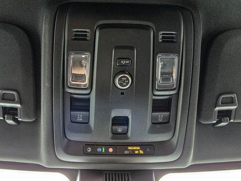 Used 2025 Chevrolet Tahoe Z71 w/ Sun And Tow Package image 27