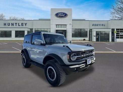 Used 2023 Ford Bronco Outer Banks w/ Sasquatch Package image 4