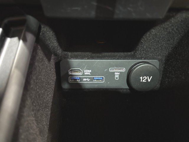 Used 2017 Jaguar XJ L Portfolio AWD/4WD image 68