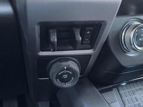 Used 2020 Ford F350 Platinum w/ FX4 Off-Road Package AWD/4WD image 14
