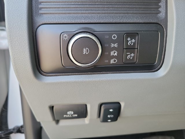 New 2024 Ford F350 XLT w/ XLT Value Package RWD image 30