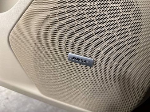 Used 2018 Cadillac XT5 Luxury w/ Driver Awareness Package image 12