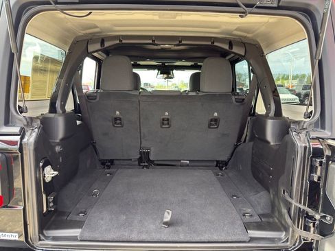 Used 2026 Jeep Wrangler Unlimited Rubicon image 33