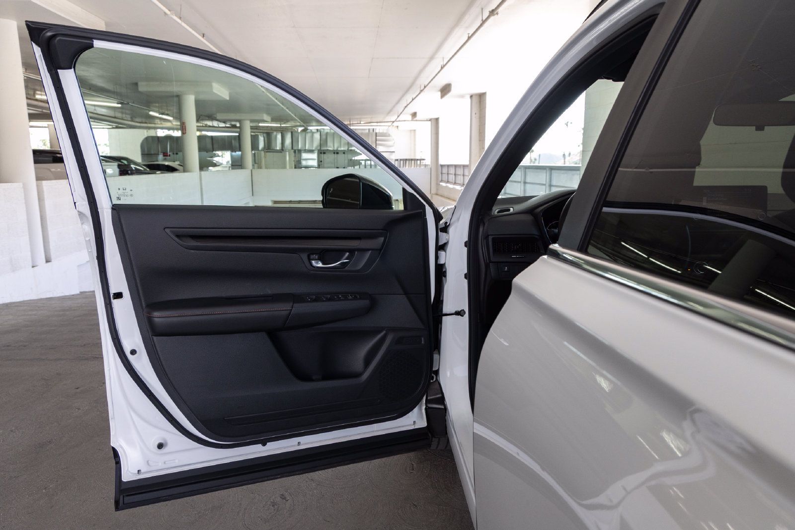 Used 2025 Honda CR-V Sport image 13