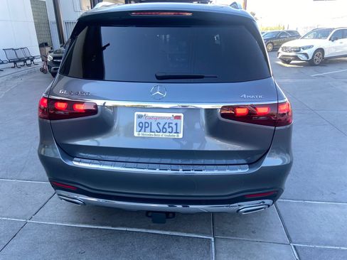 Used 2024 Mercedes-Benz GLS 450 4MATIC image 5